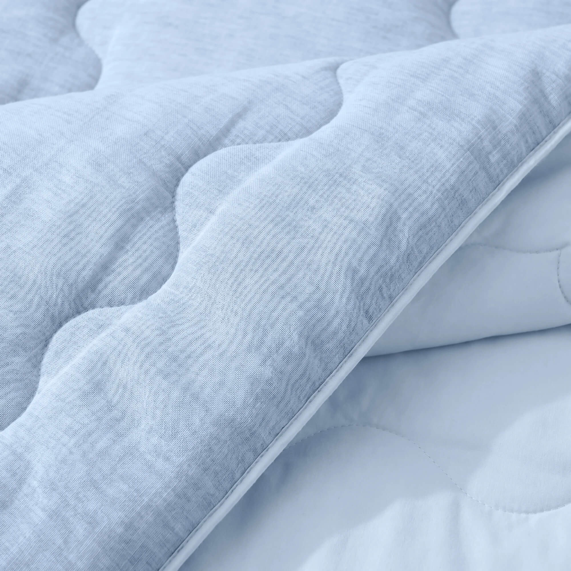 Dreamhouse Cooling Comforter Set