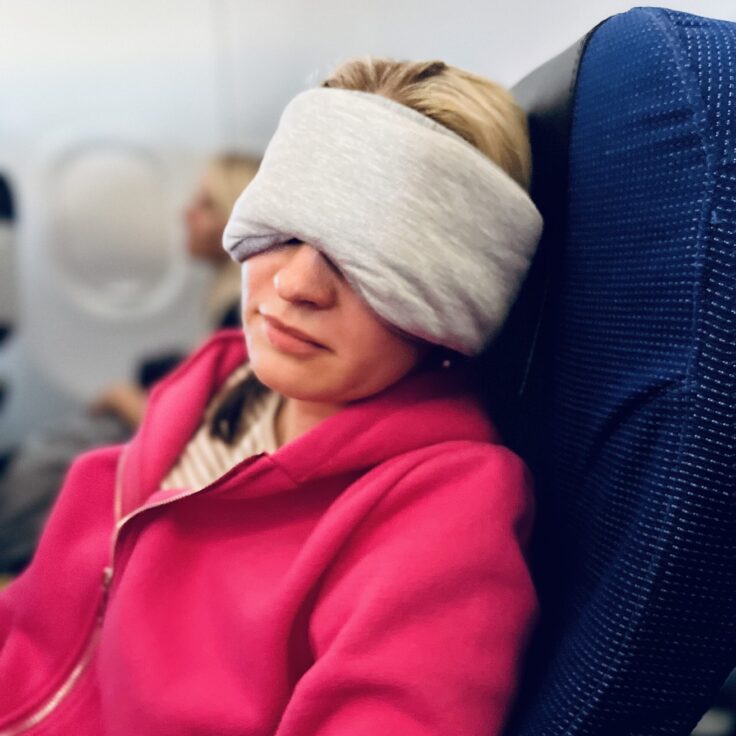 Sleep mask in plane